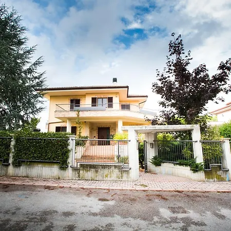 Frühstückspension Casa Ciarpella Montegranaro